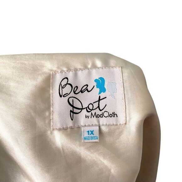 Modcloth Bea Dot Satin A Line Midi Circle Skirt in Size 1X - Picture 12 of 12